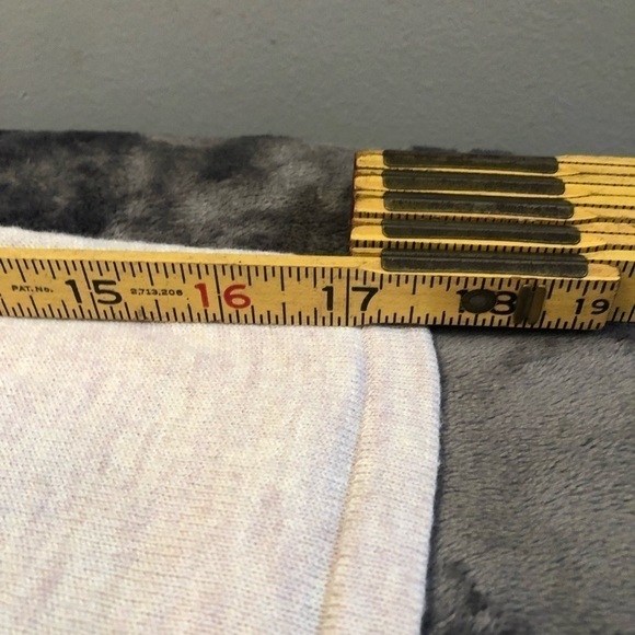 𝅺KNITTED‎ and Knotted cream crinkle cut sweater size medium petite - Picture 9 of 10